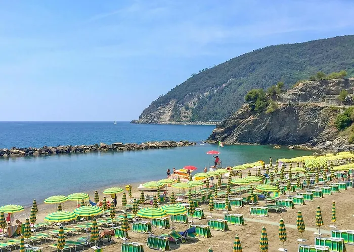 Beautiful In Lägenhet Moneglia